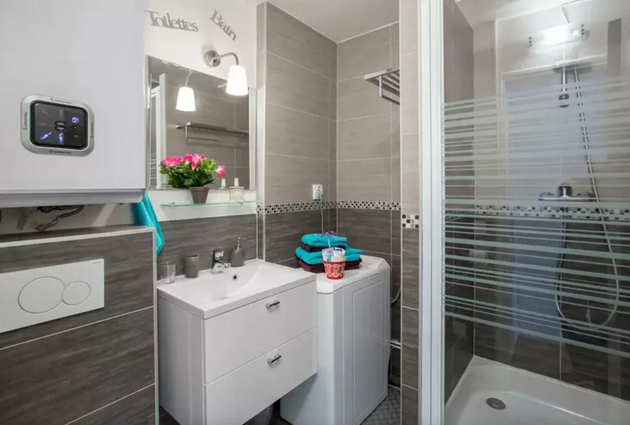 Studio De Charme Au Coeur De Appartement